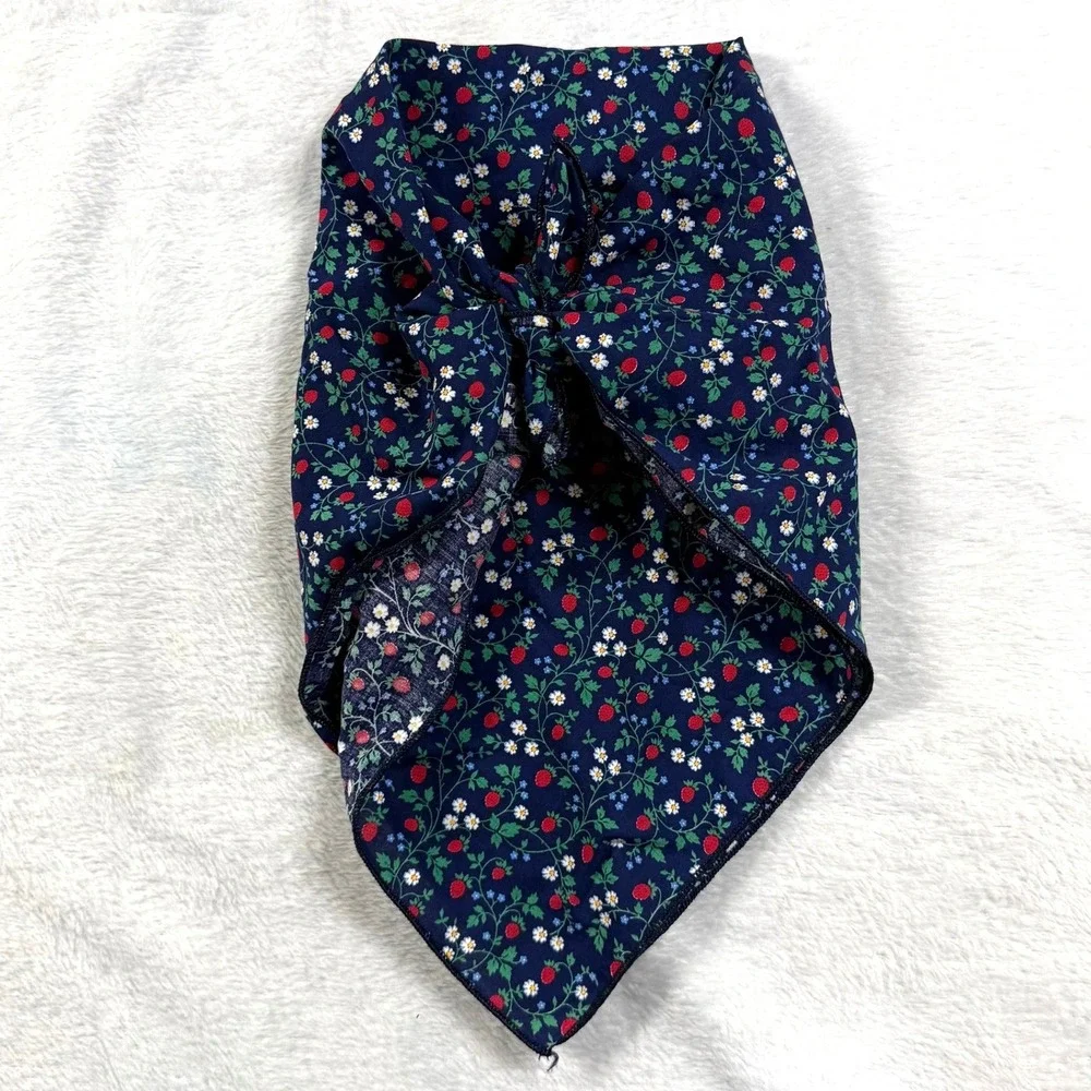VTG Navy Blue Strawberry Floral 100% Cotton Bandana Scarf Headwrap Ascot Summer